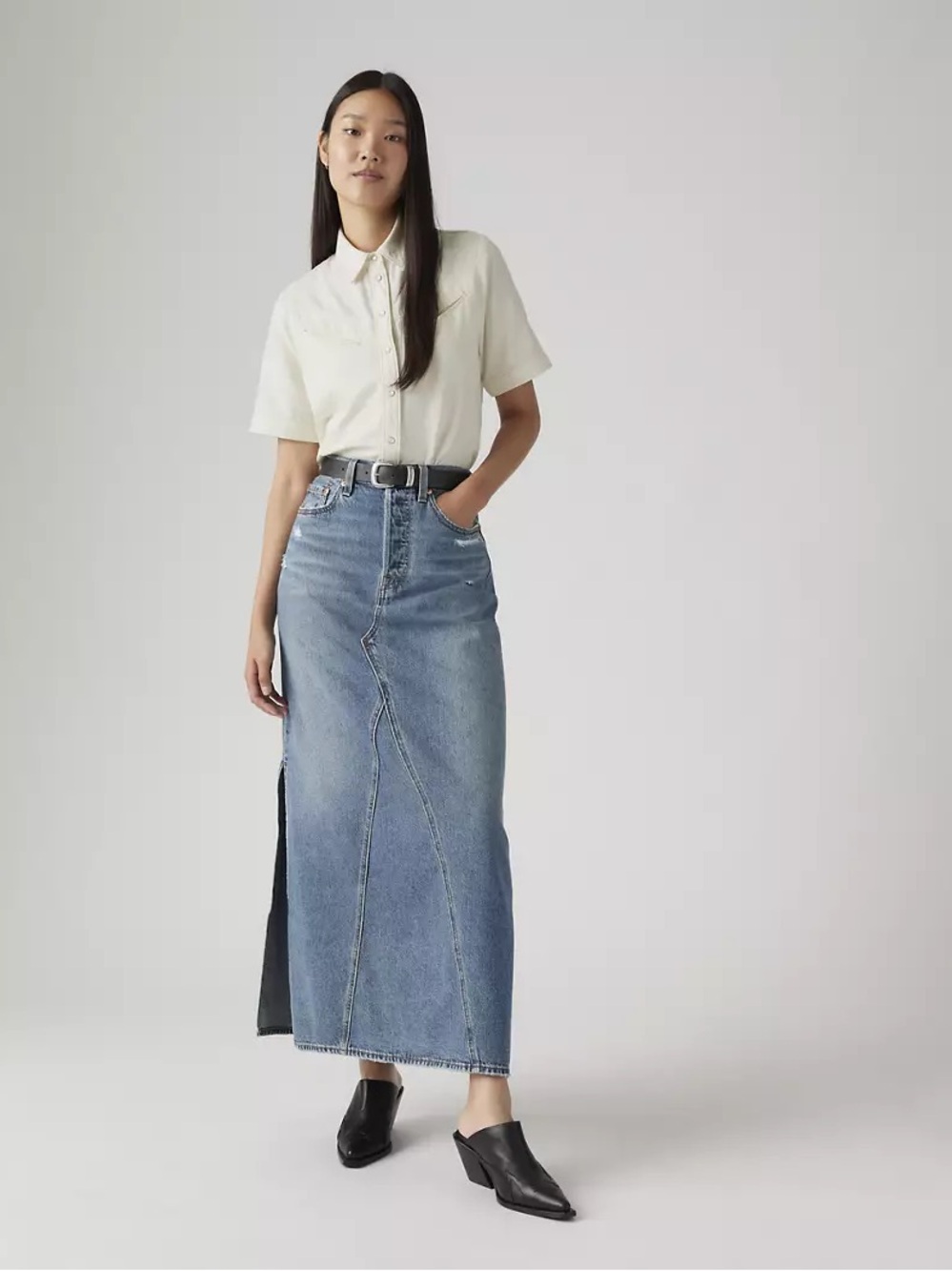 Levi’s Long Denim Icon Skirt - Size 27